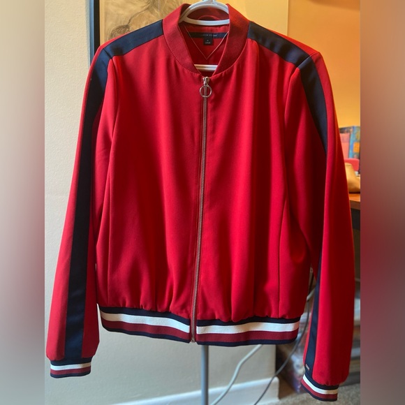 Classic Tommy Hilfiger Bomber Jacket in M - Picture 1 of 6